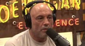 Joe Rogan Warns Kamala Harris Could Beat Trump Due to 'Bulls**t' Media Propaganda